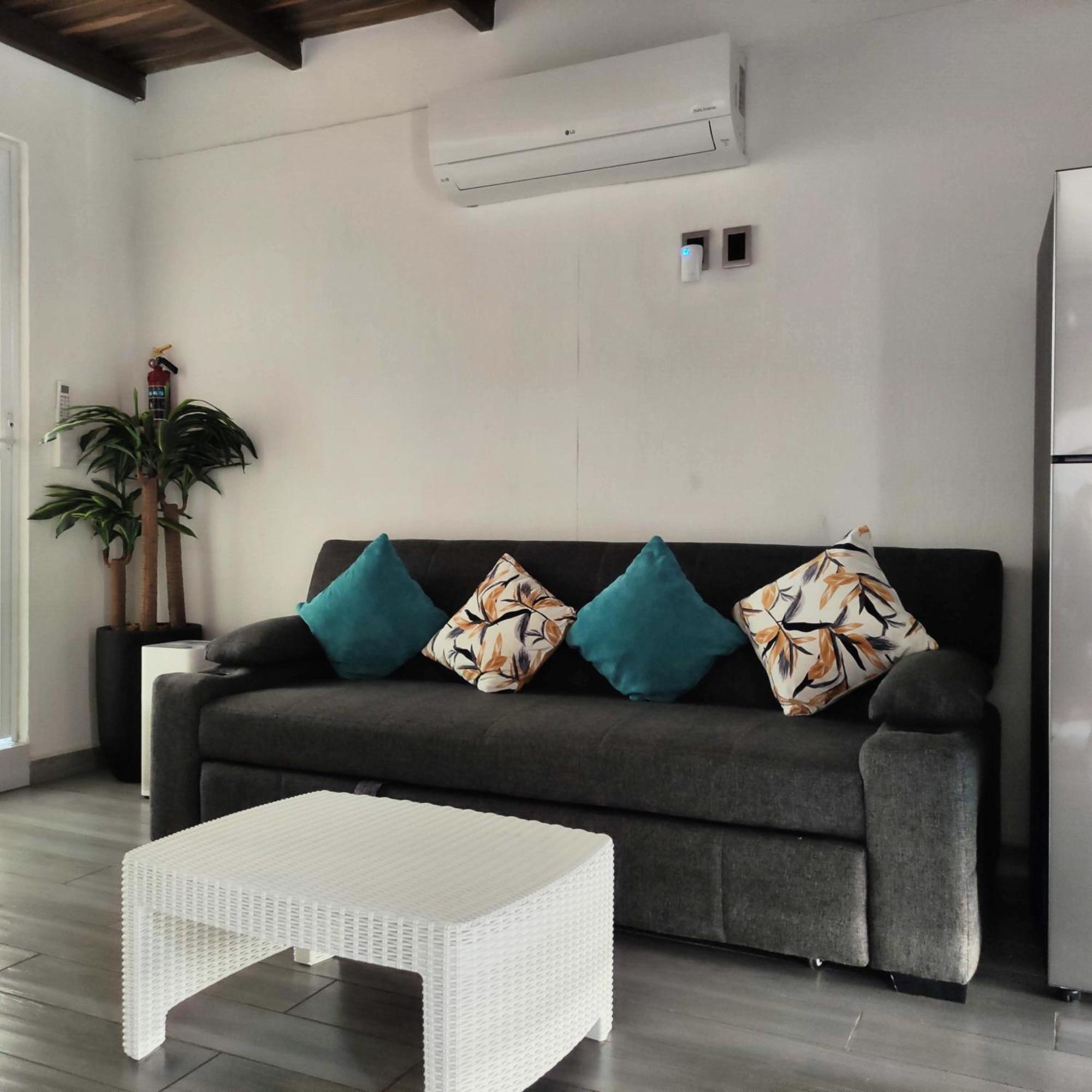 Moderno Depa Con Terraza Y Vista Extraordinaria Apartment Manzanillo Bagian luar foto